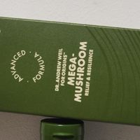 双旦护肤清单C位！这瓶菌菇水让我跟闭口说拜拜！