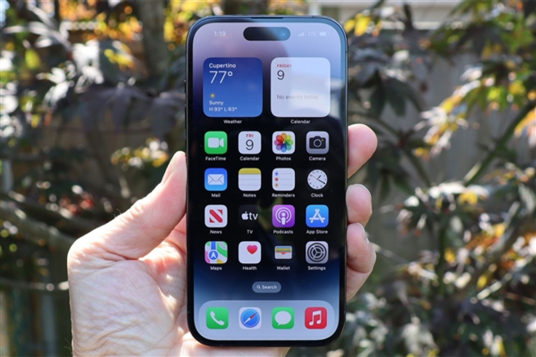 女子1万多买二手苹果iPhone 14还充不进电:买了个残次品