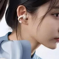 2025年，耳机开始“做减法”：不堵耳朵，反而听得更久、更舒服