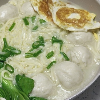 冬日火锅绝配，福州鱼丸鲜美弹牙