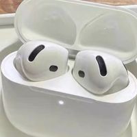 告别喧嚣：苹果 AirPods 4 带来的静谧与灵动。
