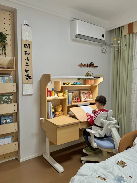 10㎡儿童房学习区改造，护眼收纳我全都要！