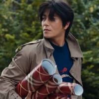 Burberry携手陈坤贺新禧，熟男松弛感让经典风衣再出圈