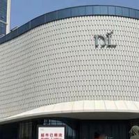 一件卫衣赚3.4元，却狂揽218.9亿营收！同行割韭菜，胖东来获口碑