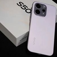 vivo S50首发评测：能拍还“耐玩”，重新定义标准版