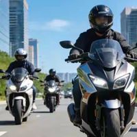 扩大内需新引擎：放开禁限摩，让油摩与电摩自由竞争！