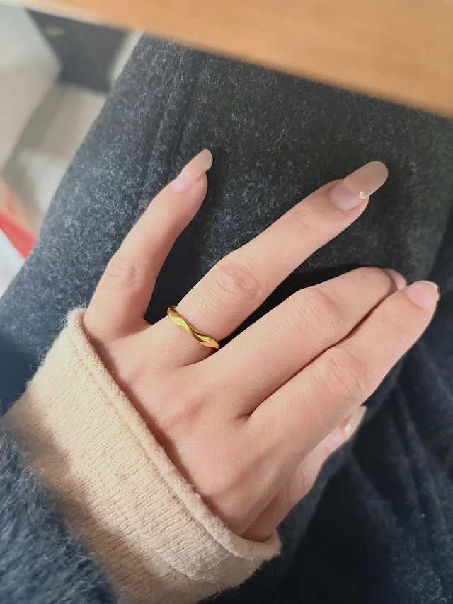 买到了心心念念的戒指