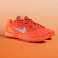 科比复刻球鞋是'情怀收藏'还是'商业套路'？1200+用户观点大碰撞