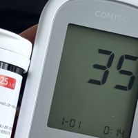 康泰血糖仪：老人血糖监测帮手