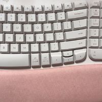 罗技人体工学无线键鼠套装Wave Keys+Lift，提高工作效率