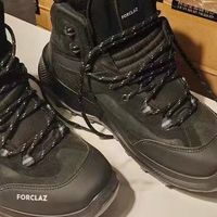 防水防滑橡胶大底，轻度探险无忧选择