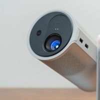 好的坏的全分析，极米Play6便携投影仪实测，便携与画质能共存吗