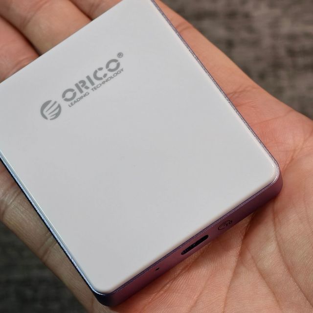 硬盘大涨价？买移动硬盘不如整个二手固态+磁吸硬盘盒！