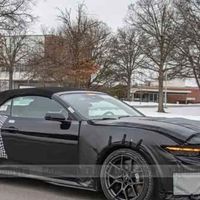 全新福特Mustang Shelby GT500敞篷谍照曝光 预计搭800马力V8引擎