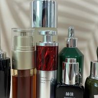 紧致抗皱精华液的危害大吗？3大潜在风险缺点与科学避坑指南！