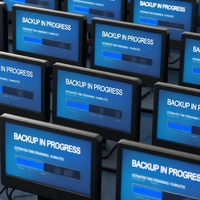 Win10停服与Win11更新翻车引热议，120+用户真实反馈全景呈现