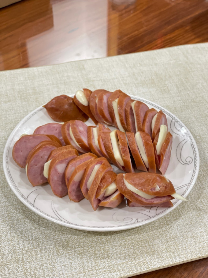 秋林里道斯腊肉腊肠