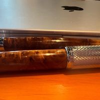 一笔入案，万事归静——一支可被收藏的东方实木签字笔