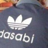 被山寨“围剿”才是真顶流！运动圈新宠已换血，昂跑和Alo躺枪