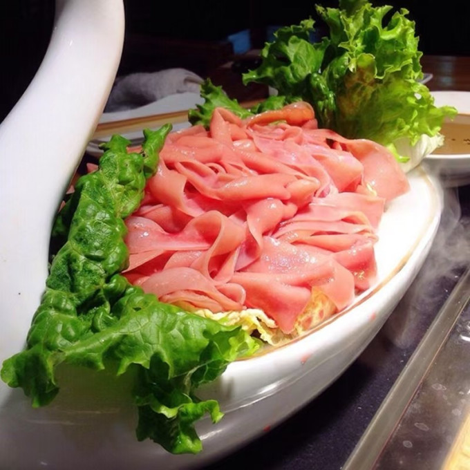 物只卤鹅腊肉腊肠