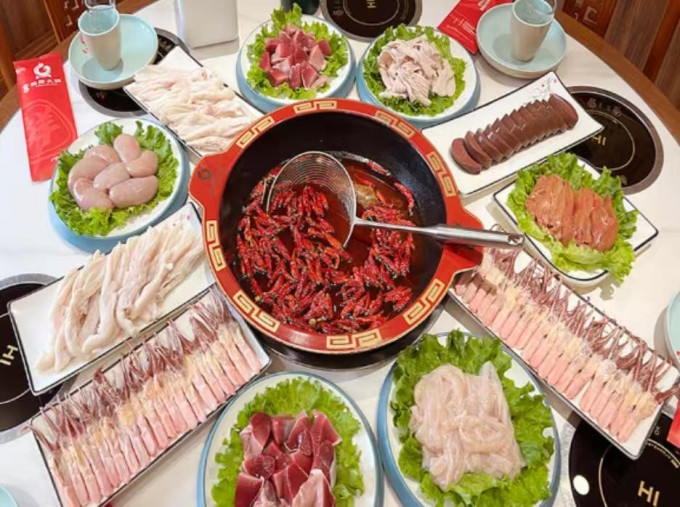 物只卤鹅腊肉腊肠