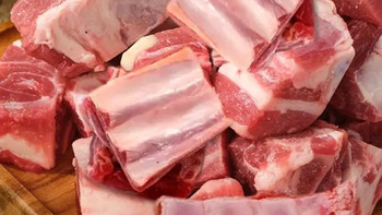 冬日暖身硬菜王：草原宏宝内蒙古手把羊肉，炖出一锅地道塞外