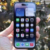 女子购二手iPhone陷纠纷 花四倍价买瑕疵机