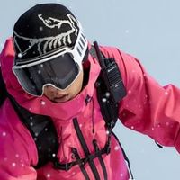 雪场紫调战神！南恩雾淞3L压胶滑雪服实测