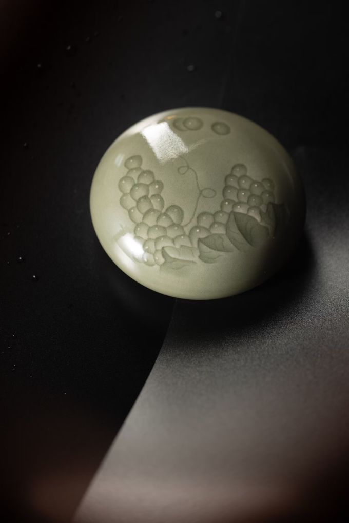 龙泉青瓷日常办公