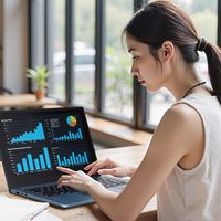 1KG以内价格不到两千块的笔记本电脑，我愿称之为卷王