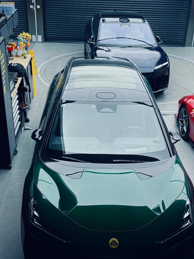 国产豪车新高度！蔚来ET9静态动态双惊艳