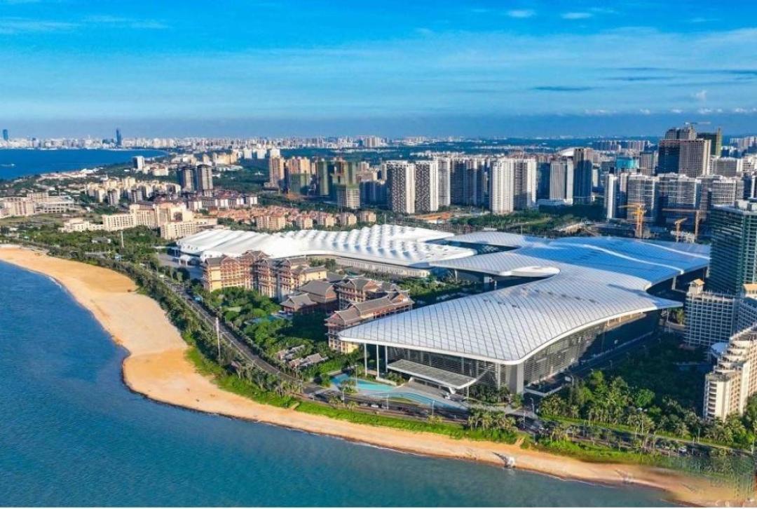 海南封关首日iPhone价格大跳水,顶配机型最高可省2140元