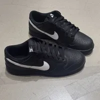 耐克经典复刻鞋是‘情怀神鞋’还是‘硬底折磨’？1200+用户真实体验大起底