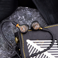 监听耳机适合普通音乐爱好者吗？专业调音与大众听感之争