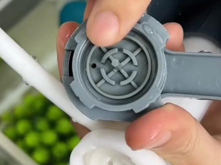 一分钟教你解决马桶维修问题