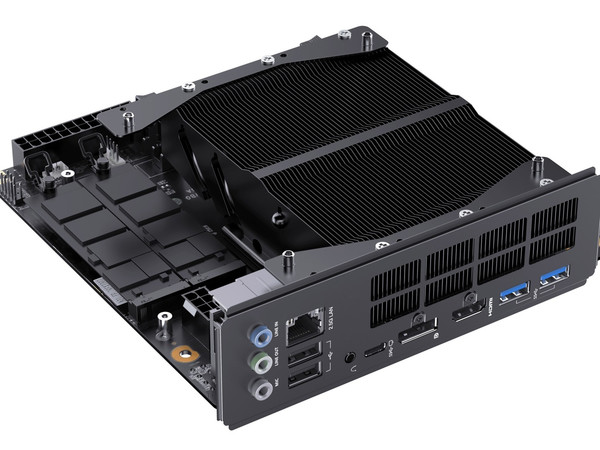 铭凡 BD895i SE 主板开售：自带 AMD 锐龙 9 8945HX 处理器，2899 元