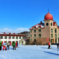亚布力滑雪场雪季全攻略：最佳出行时间 + 必体验项目 + 周边配套