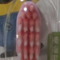 宝妈闭眼冲！这支小黄人牙刷让娃主动刷牙不催催