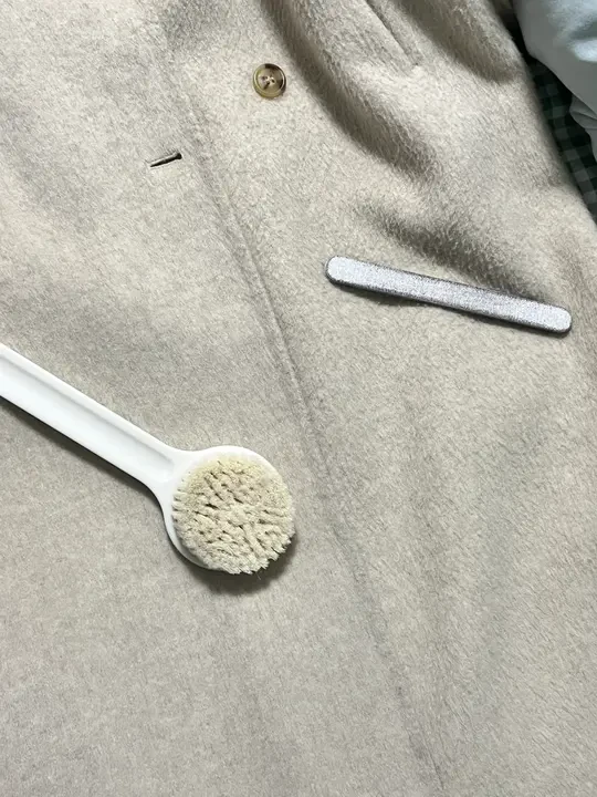 绝了！三元解决了伊芙丽羊毛大衣打绺倒毛！