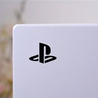 PS5首次单月销量超越Switch 2！总体销量30年最糟