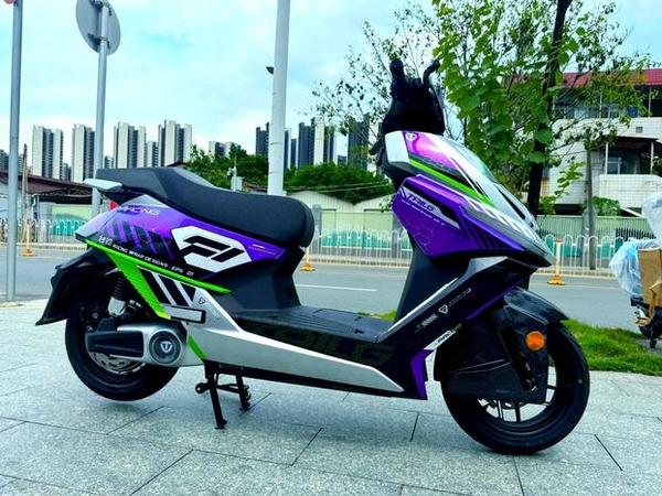 再见吧雅迪！2款大牌实用性电摩电动车来了，3000元级别没对手