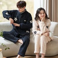 情侣睡衣该选软萌甜妹风还是简约中性风？1200+用户观点大碰撞