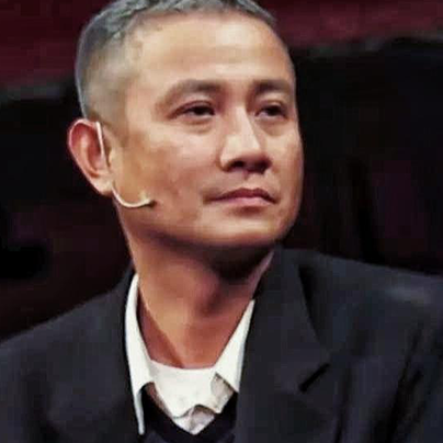 文章现在变这样了？已经“中年狼狈”的他，也曾意气风发过？