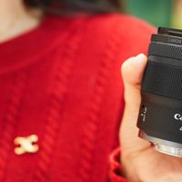 原厂F1.2杀入三千元后 佳能APS-C专微镜头如何选？