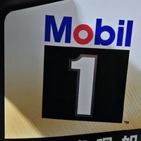 冬季自驾出行必修课：机油检查，给爱车暖心守护