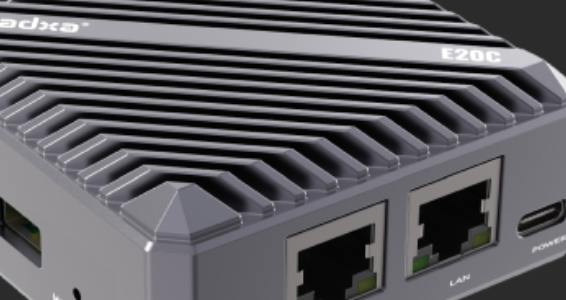 从低价矿渣到高性能开发板，飞牛ARM版本适配哪些产品