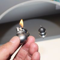 精致生活 钛镶铜工艺 费戈迷你葫芦打火机