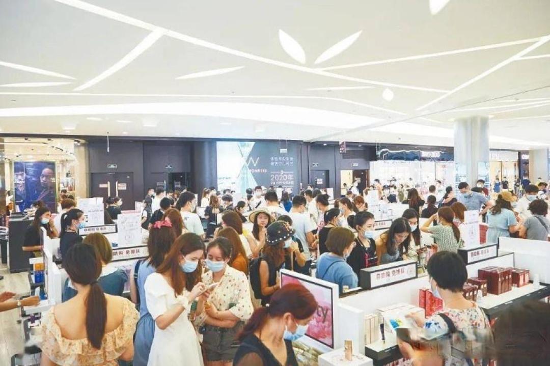 海南封关首日iPhone价格大跳水,顶配机型最高可省2140元