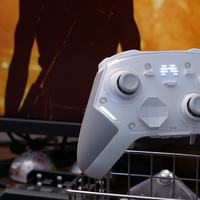 北通鲲鹏40御铠白，操控+智控双碾压的实力派卷王