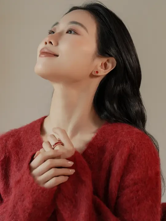 新年耳饰｜适合方圆脸的氛围感耳饰分享